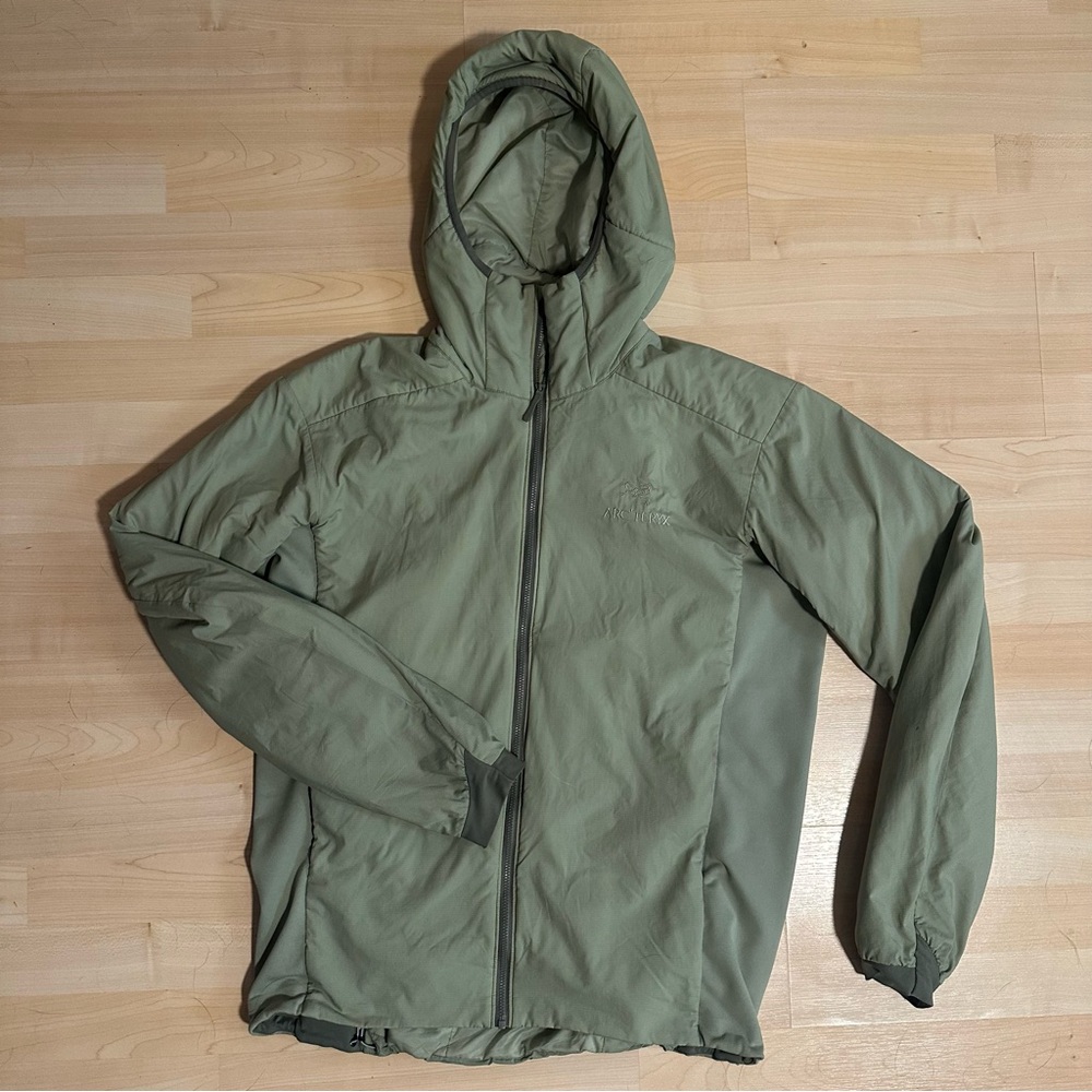 Mens Arctaryx green atom SV hoodie